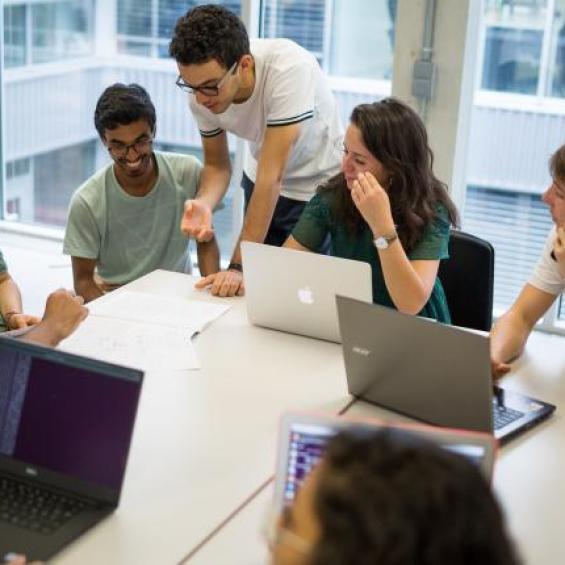 Master Year 2 in Digital Skills for Health Transformation (DS4Health)